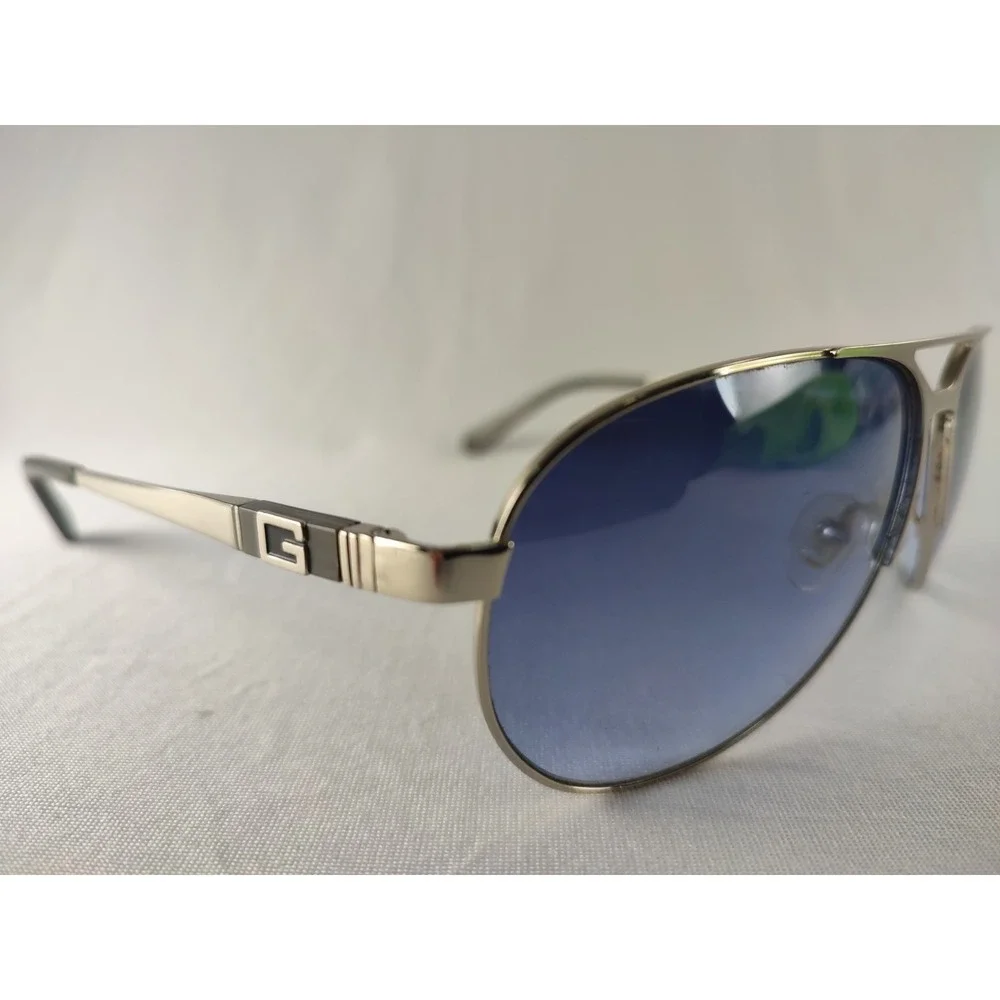 GUESS‎ GU 6812 SI-48F Men's Aviator Sunglasses Silver Blue Tint 62-13-140
